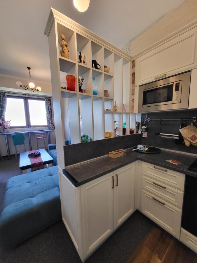 Lazuren Bryag Lux * Burgas City