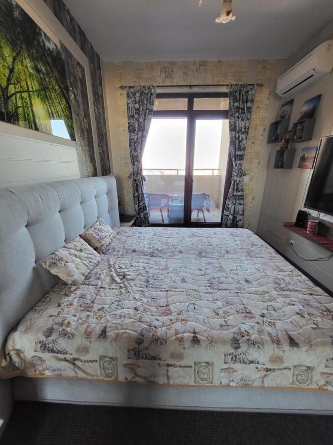 Apartment Lazuren Bryag Lux Burgas City