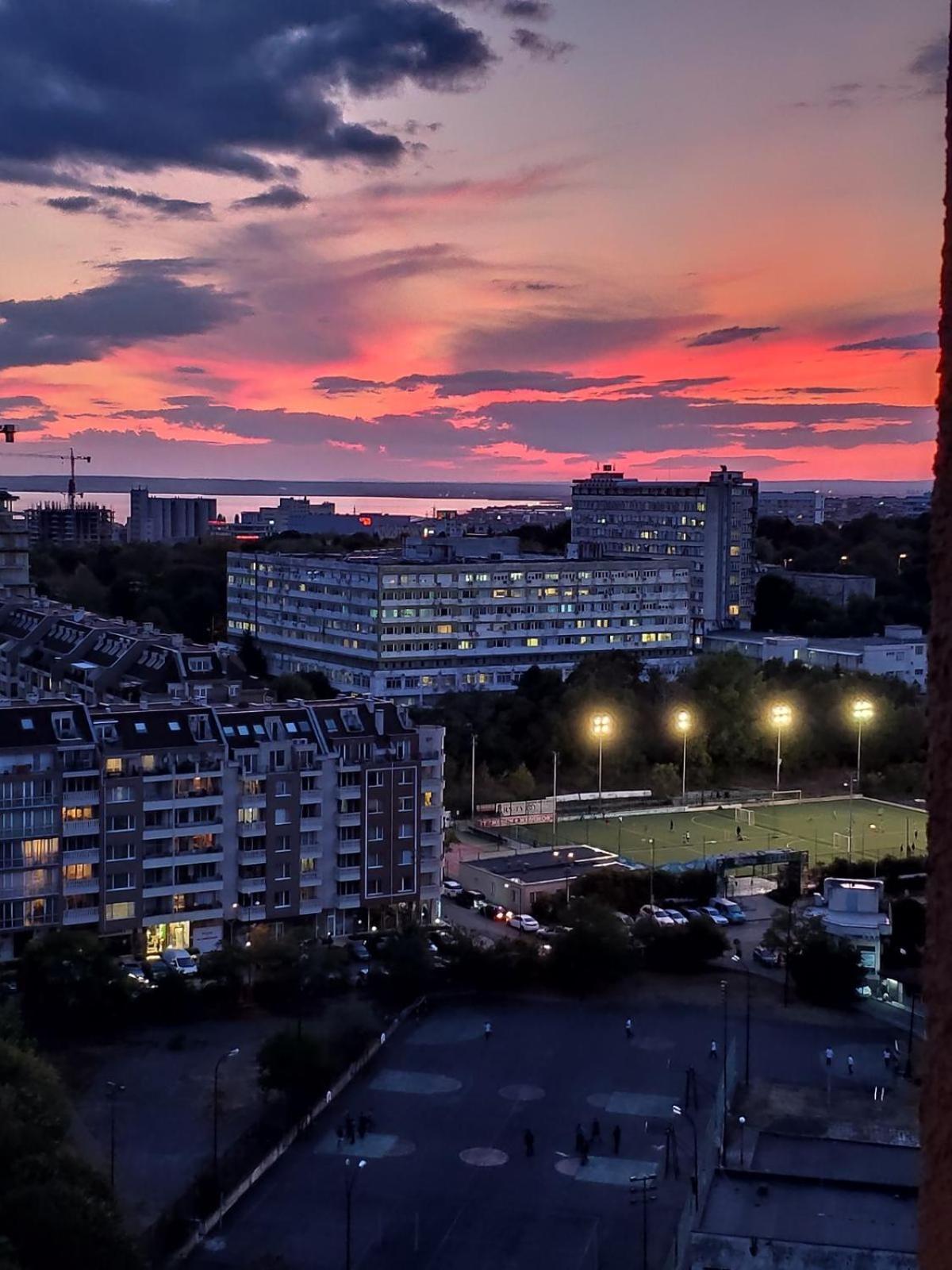 Apartment Lazuren Bryag Lux