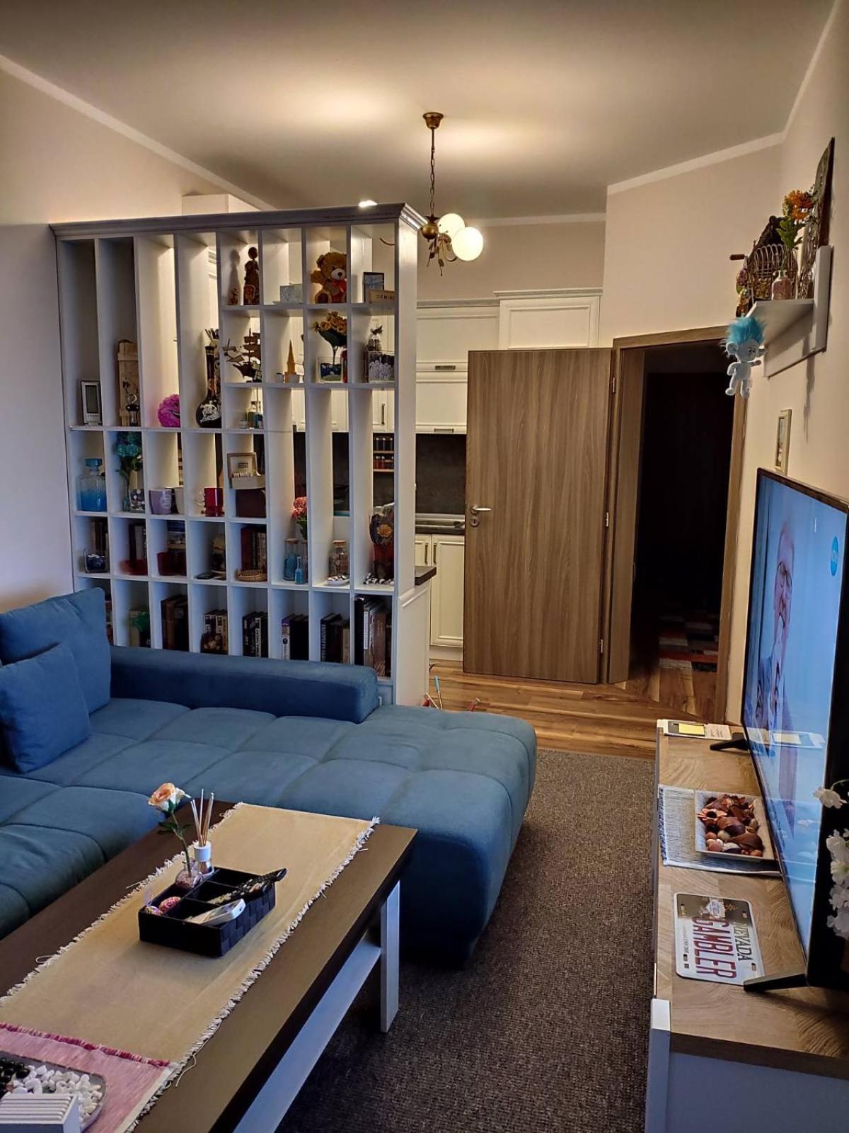 Apartment Lazuren Bryag Lux *